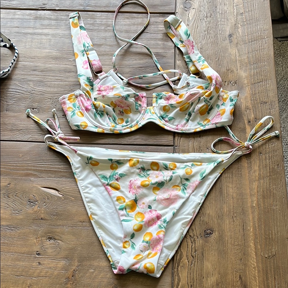 Victoria's Secret Lemon Floral Bikini
